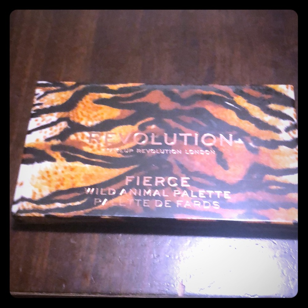 Revolution Eyeshadow Palette
